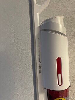 Ručný tycovy vysávač Illox - 5