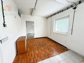 NA PREDAJ BUDOVA-ILAVA - 5