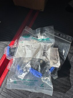 Konektory Neutrik a ine - 5