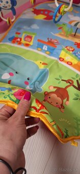 Hracia deka s klavirom - 5