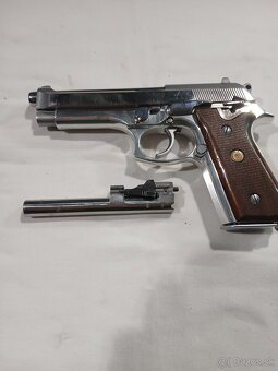 Predám pištoľ Taurus PT100AFS - 5