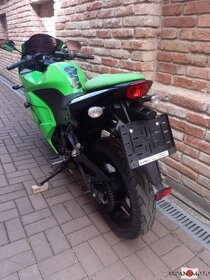 Motocykel Kawasaki Ninja 250 R - 5