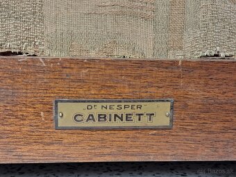 30 ROKY - REPRODUKTOR / Dr. NESPER CABINETT - 5