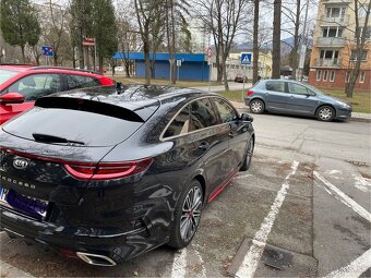 KIA Pro_cee’d Hatchback 150kw Manuál - 5