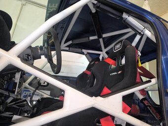 Ford Fiesta ST150 rally - 5