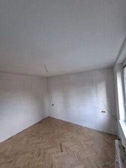 Maľovanie a rekonštrukcie interiérov - maliar - 5