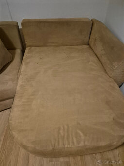 Predám roztiahnuteľný gauč s úložným priestorom. - 5