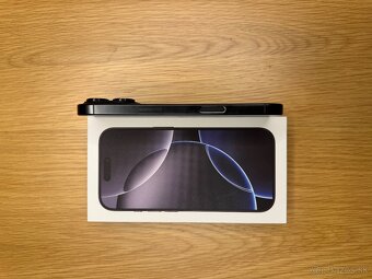 iPhone 16 Pro 256GB čierny titán - záruka do 17.10.2026 - 5