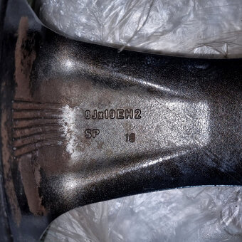 Hliníkové disky 5x114,3 R19 8J ET40 - 5