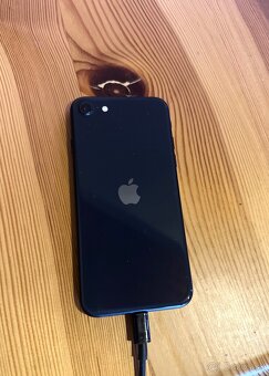 Apple iphone SE 2020 64GB Black / Čierny - 5
