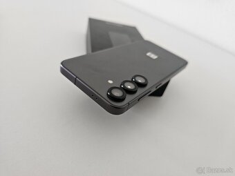 Samsung Galaxy S24 - 5