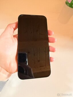 iPhone 13, 128GB Midnight blue - 5