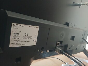 SONY model NO .KDL-45WD655 - 5