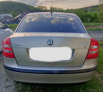 Škoda Octavia II 1.6 benzín - Ambiente - 5