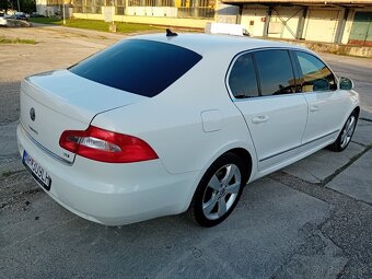 Škoda Superb 2010 2.0tdi DSG Elegance - 5
