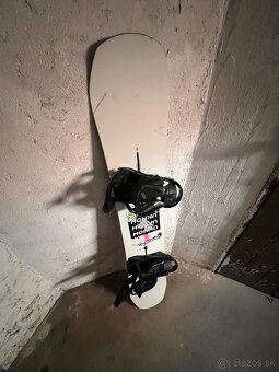 Snowboard doska Burton - 5