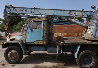 AD 080 PRAGA V3S 6x6 - 5