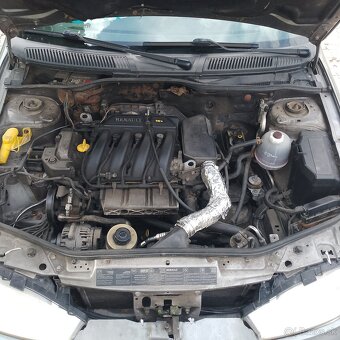 Renault Megane I 1.6 benzin - 5