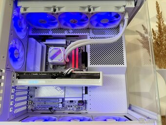 ⭐️ Ryzen 7 9800x3D, RTX 5080 16GB, 64GB RAM, 2TB, 1200W - 5