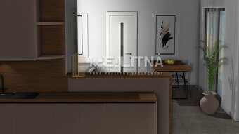 3-IZBOVÝ BYT S TROMI LOGGIAMI A BALKÓNOM, 81 M2, DETVA - 5