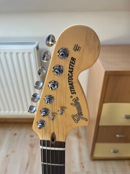 Fender Stratocaster Performer USA - 5