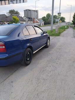 Predam škoda octavia 1.6 benzín 55kw - 5
