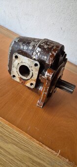 Predám hydraulicke čerpadlo na Dtečku, DT75, DT50 - 5