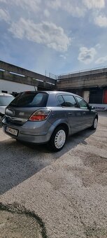 Opel astra H - 5