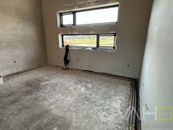 Moderná novostavba RD, pozemok 600m2, zastavaná plocha 179m2 - 5