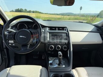 Jaguar E-Pace 2.0 I4 249k SE AWD A/T - 5