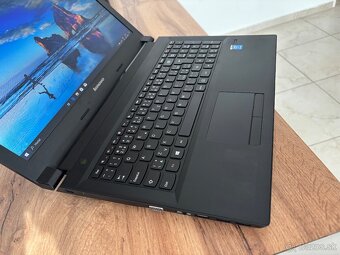 15.6"/Notebook/8GB RAM/4 Jadrá CPU/1TB SSHD/Intel HD 2GB - 5