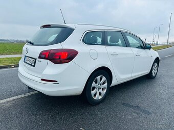 Opel Astra Sports Tourer – 1.6 diesel – výbava COSMO - 5
