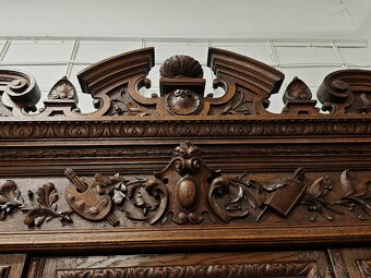 Starožitná vitrína - 5