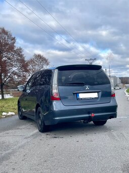 Mitsubishi Grandis 7-miestne - 5