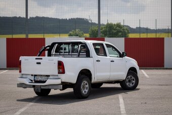 Toyota Hilux DC 2.5 I D-4D Terra - 5
