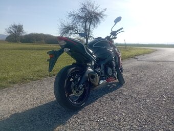 Suzuki gsx-s 1000 - 5