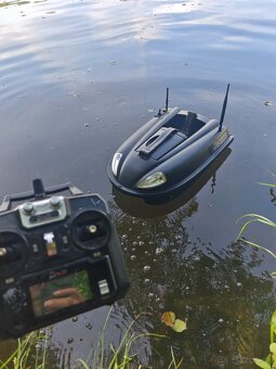 Vega Boat so sonarom - Zavážacia loďka - 5