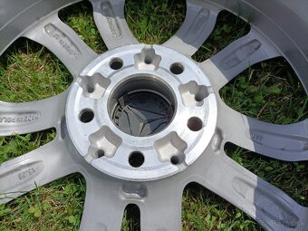 1ks Original Mercedes disk R17 - 5