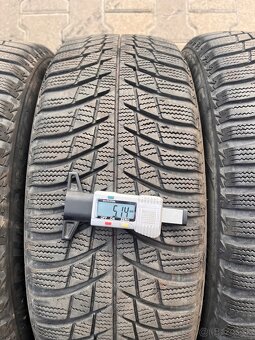 185/60R15 Bridgestone zimne - 5