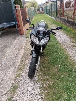 Honda cbr 125r - 5