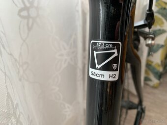 TREK EMONDA S5 ČIERNO ČERVENÁ 58cm Karbon 2017 - 5