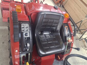 Mitsubishi MT165 - 5