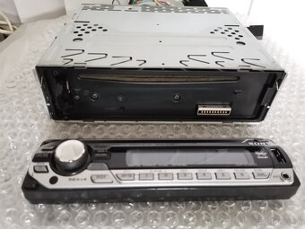 AUTORÁDIO SONY CDX-GT420U - 5