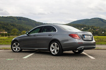 Mercedes-Benz E trieda Sedan 200 d A T - 5