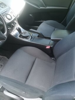 Mazda 3 - 5