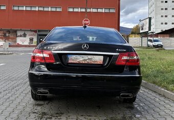 Mercedes E trieda 350 CDI BlueEFFICIENCY 4matic - 5