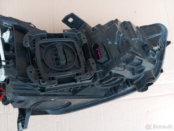 Predám predné ľavé svetlo Audi A6 C7 Facelift 🔥 - 5