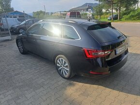 Rezervované-Škoda Superb Combi Ambition 1,6 TDI 107 kw - 5