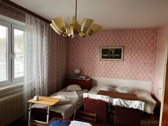 Predám 3 podlažný rodinný dom PO, Slnečná ulica - 5