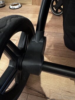 Športový kočík Joolz Hub+ Brilliant black - 5
